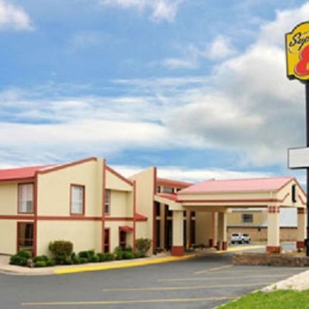 Super 8 By Wyndham Kerrville Tx Екстер'єр фото